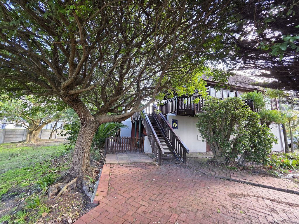 Property photo 2 of 38 Kn1707313