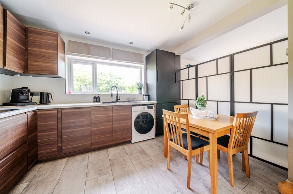 Property photo 3 of 20 1484346-14-6A3d297c14F21