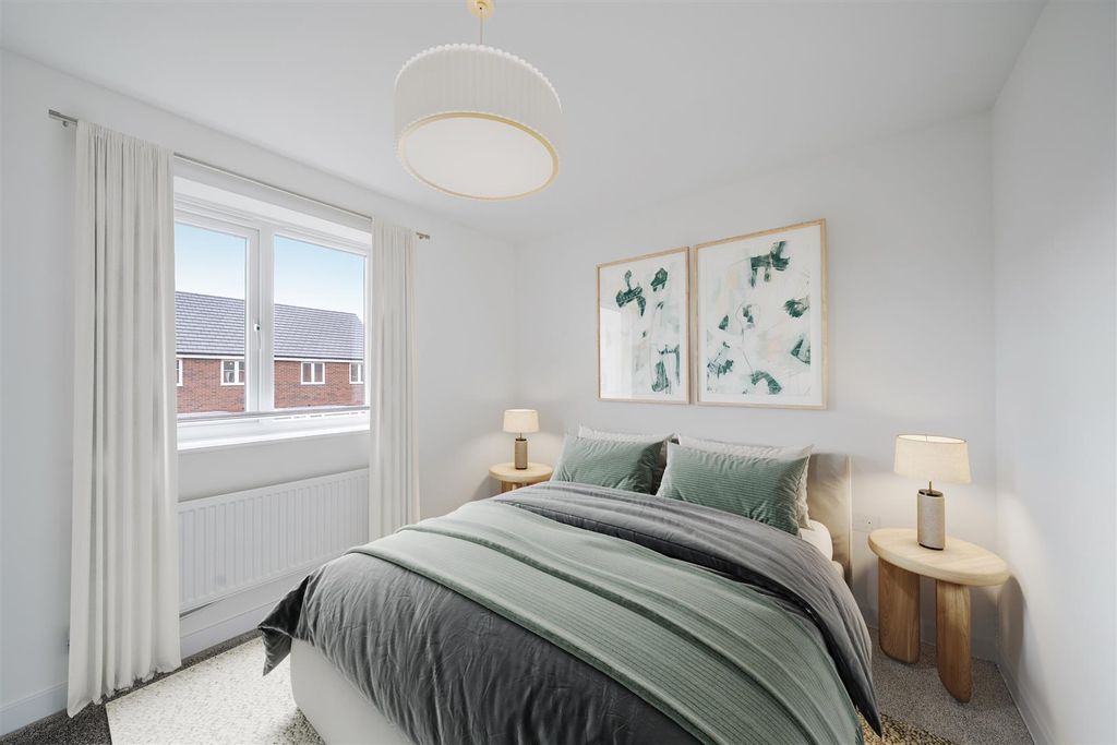 Property photo 2 of 8 1373870-3-68Ff68d45E00c.Jpg