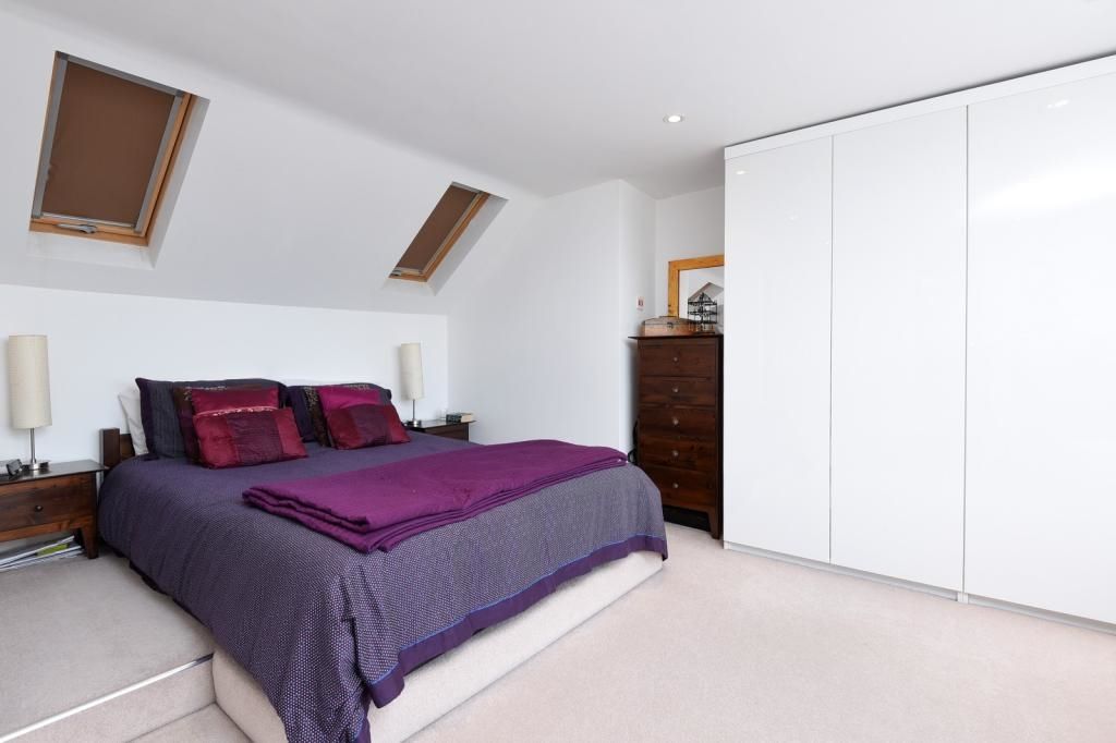 Property photo 3 of 8 Td2