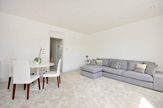 Property photo 2 of 5 Finborough Road Salone.Jpeg