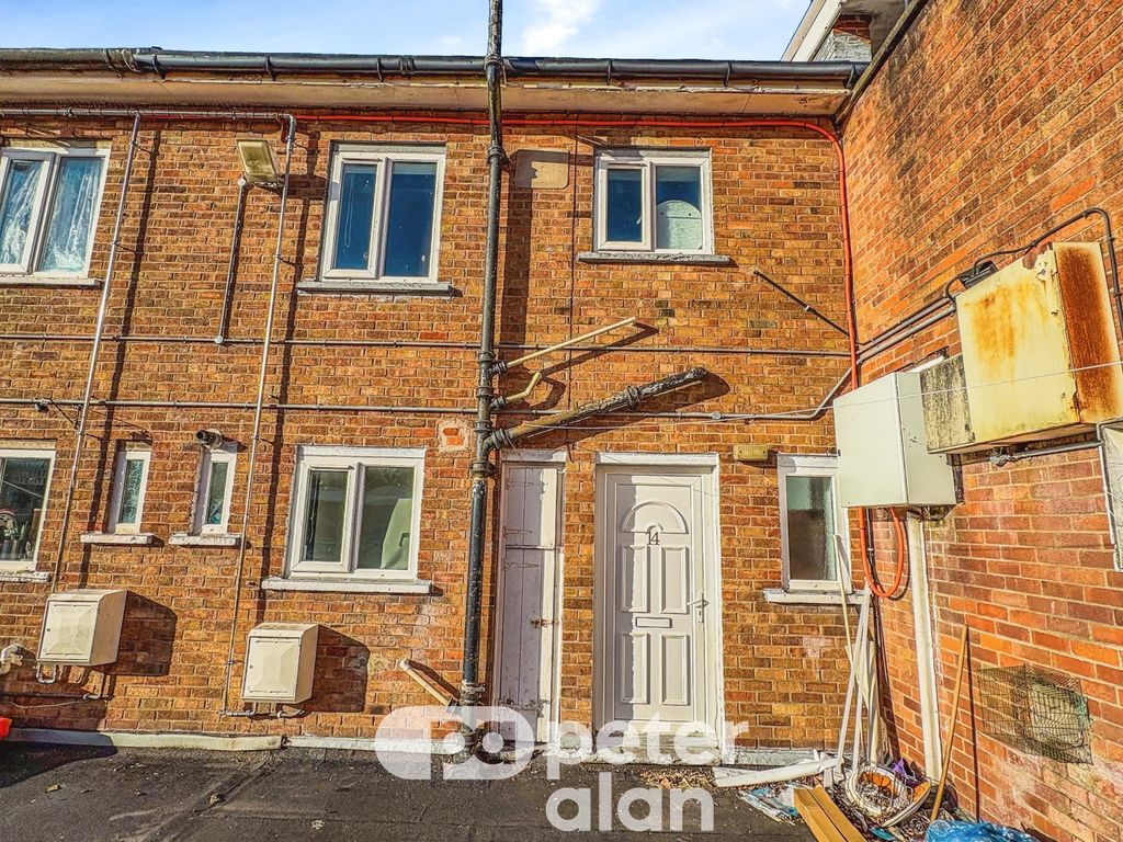 Property photo 1 of 16 Exterior