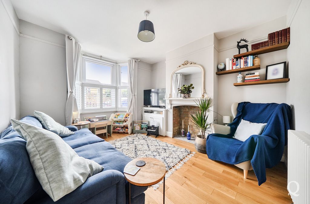 Property photo 2 of 27 Eb90452A-060A-45F...