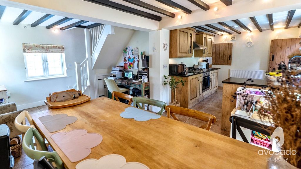 Property photo 3 of 14 4232376