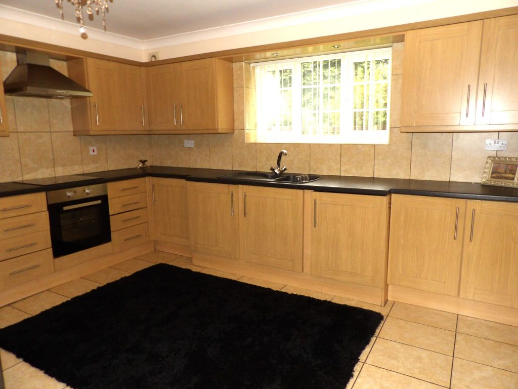 Property photo 3 of 10 Photograph 3