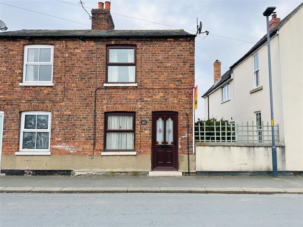 Property photo 1 of 12 Front