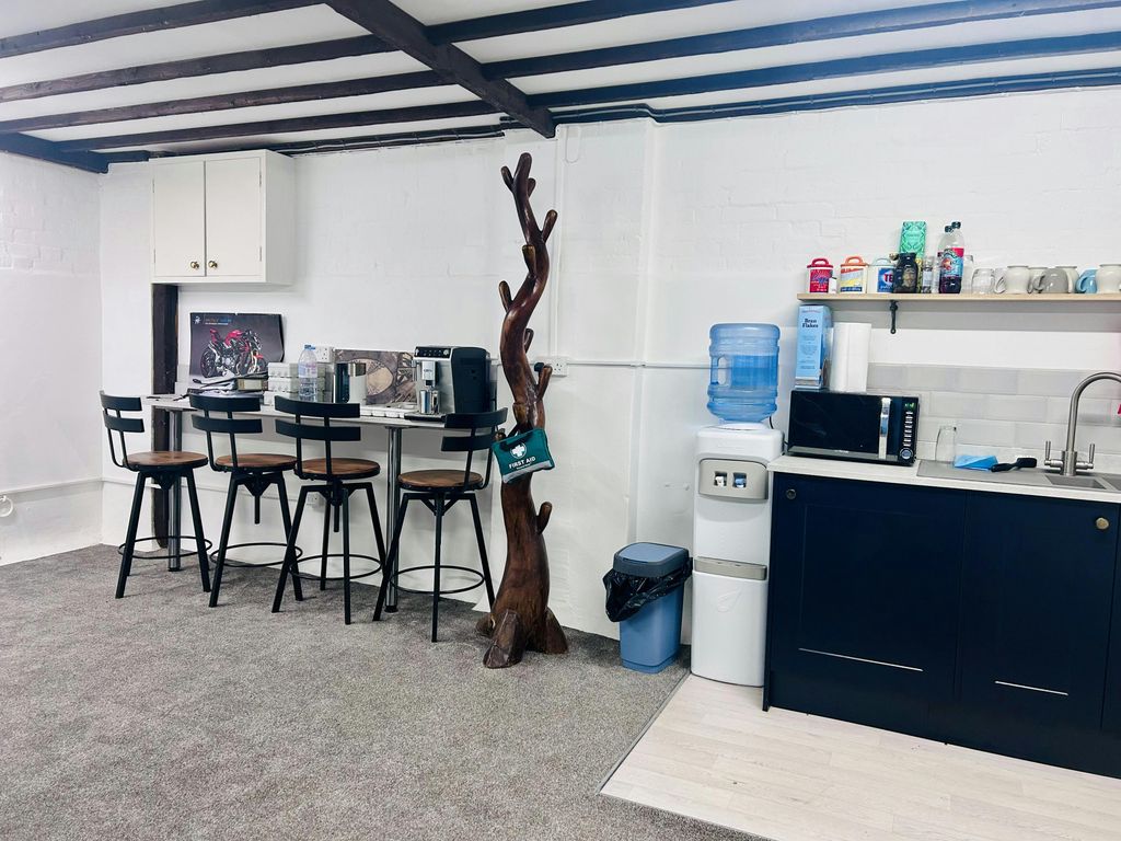 Property photo 3 of 6 Img_4448.Jpg