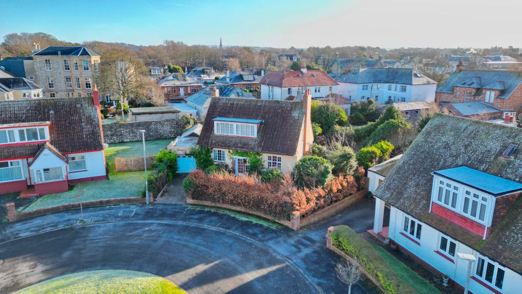 Property photo 1 of 27