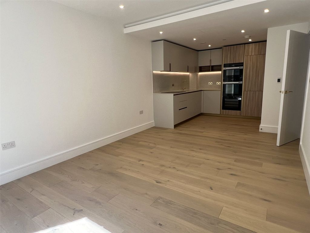 Property photo 2 of 15 Picture No. 02