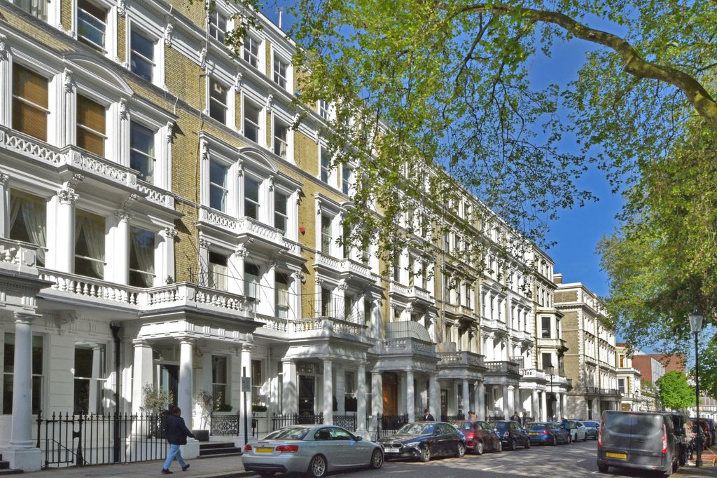 Property photo 3 of 3