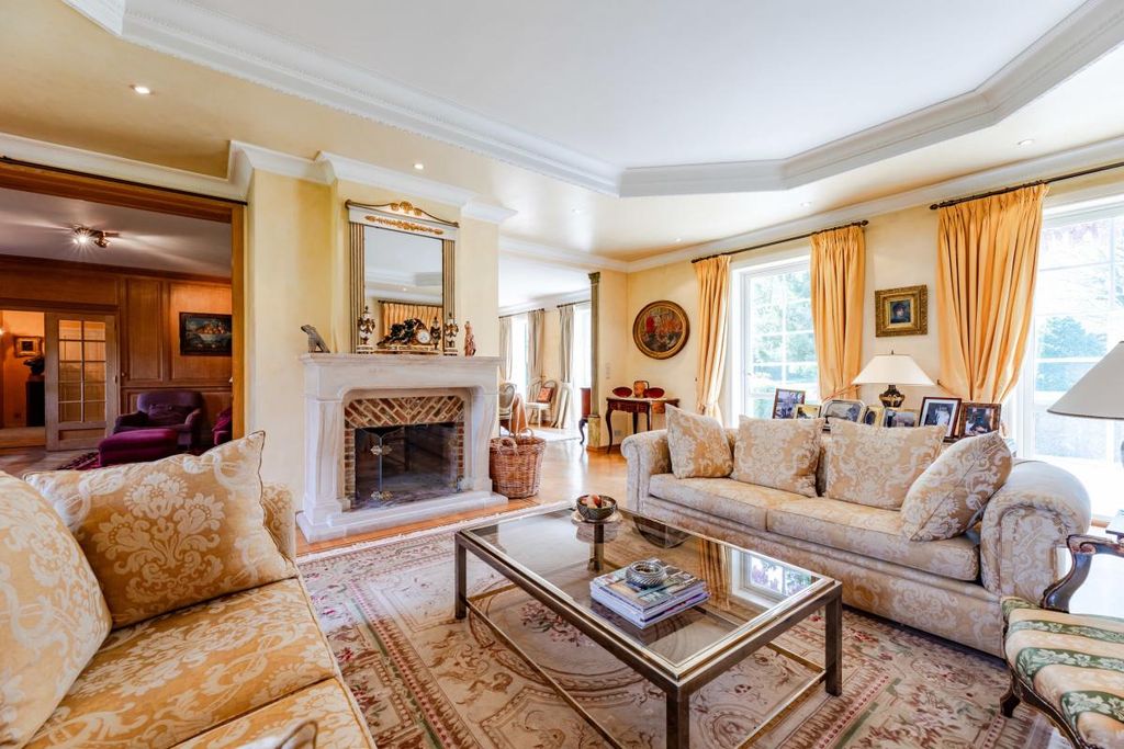 Property photo 3 of 22