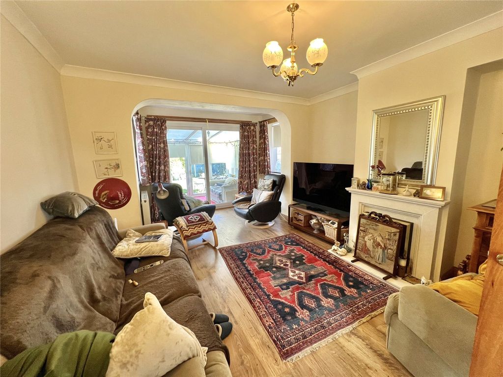 Property photo 3 of 17 Picture No. 04