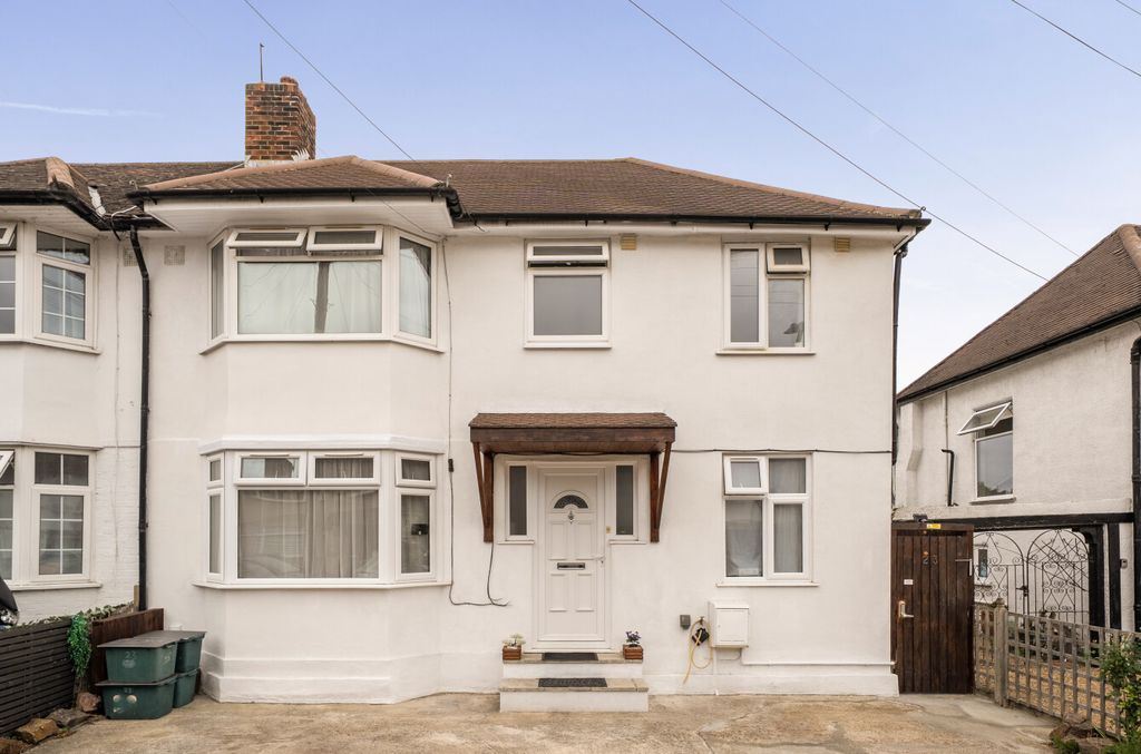 Property photo 1 of 34 External View