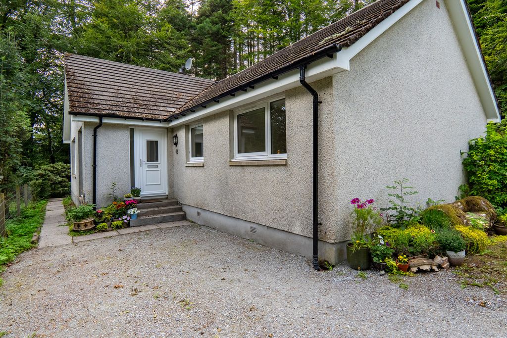 Property photo 1 of 46
