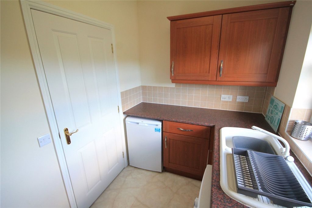 Property photo 3 of 9 Picture No. 19