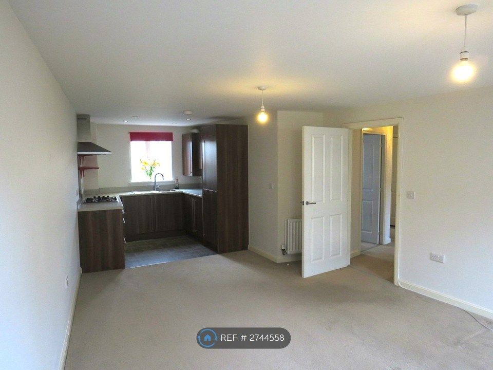 Property photo 3 of 8