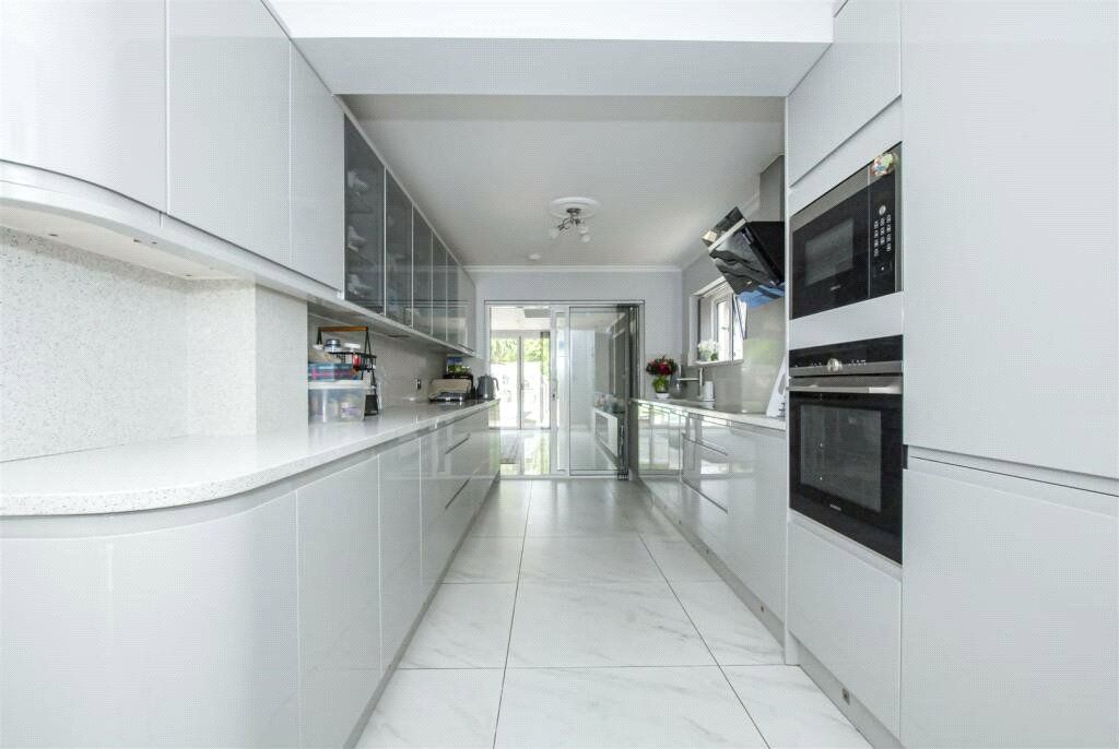 Property photo 3 of 26 Picture No. 13