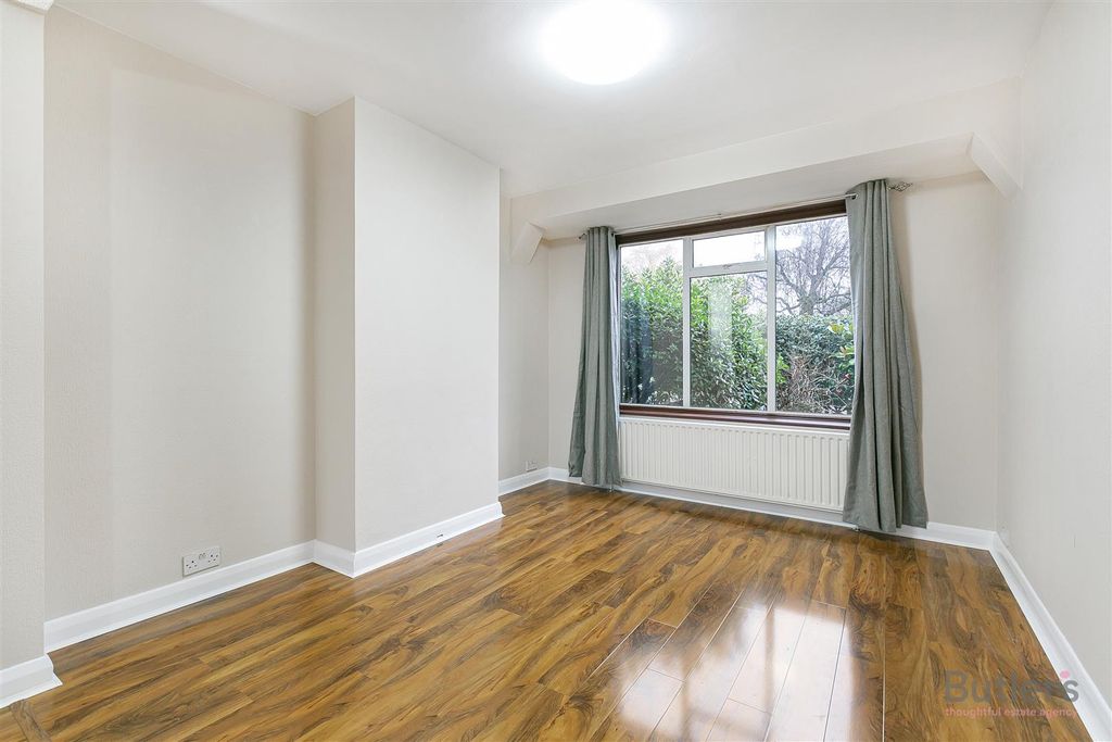 Property photo 3 of 13 7_72534_Watermarked.Jpg