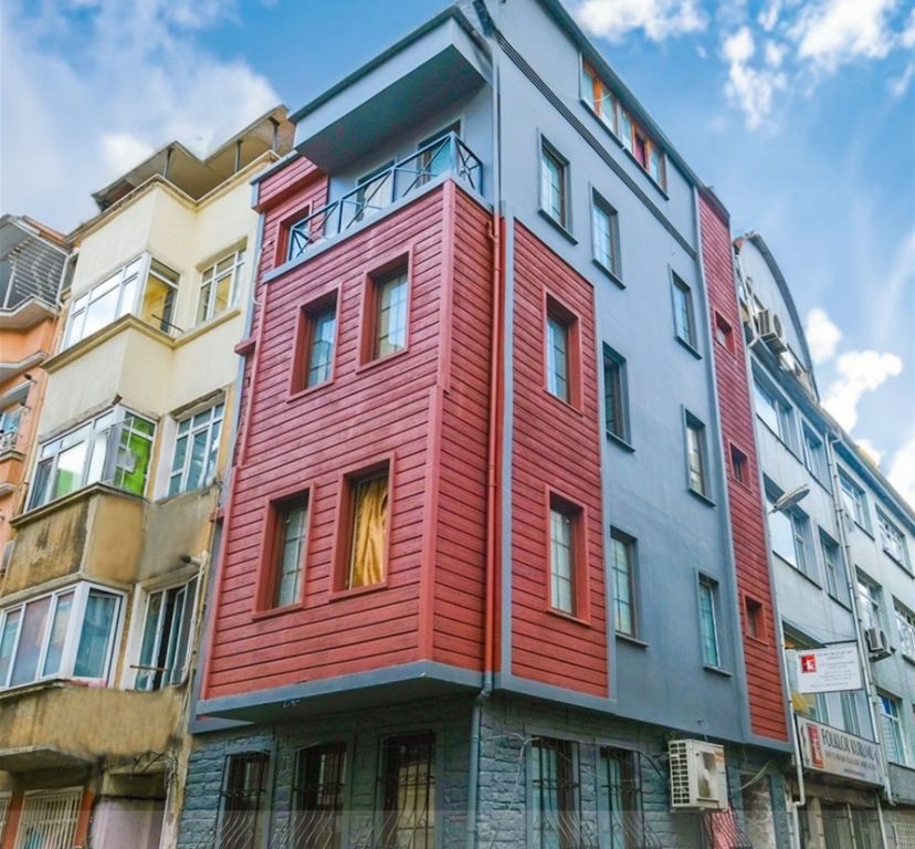 Property photo 1 of 12 Renovated Investment Property In Istanbul For Sale - Entire Building With 5 Studio Apartments