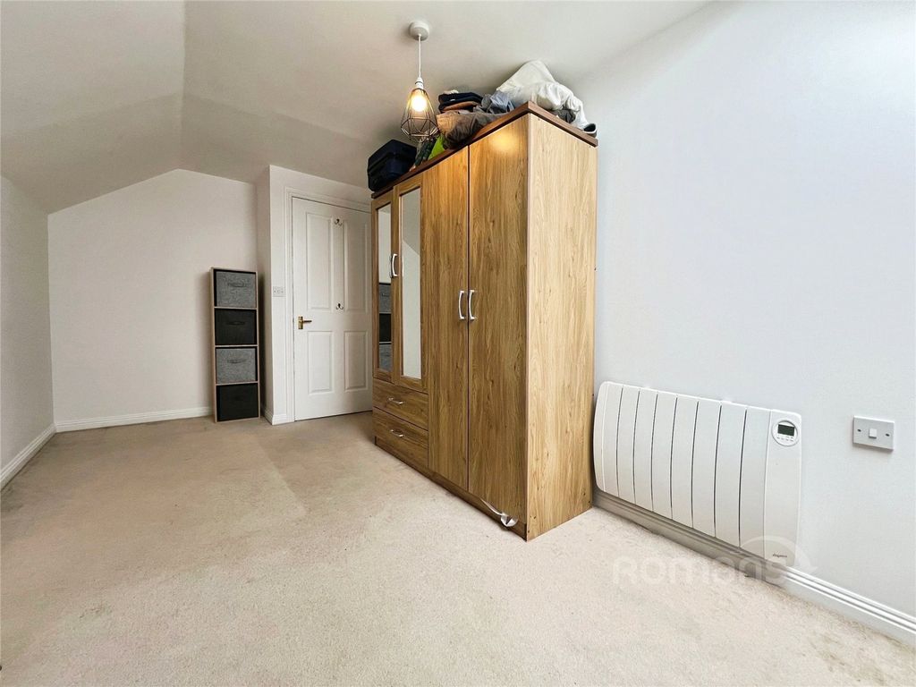 Property photo 3 of 21 Picture No. 36