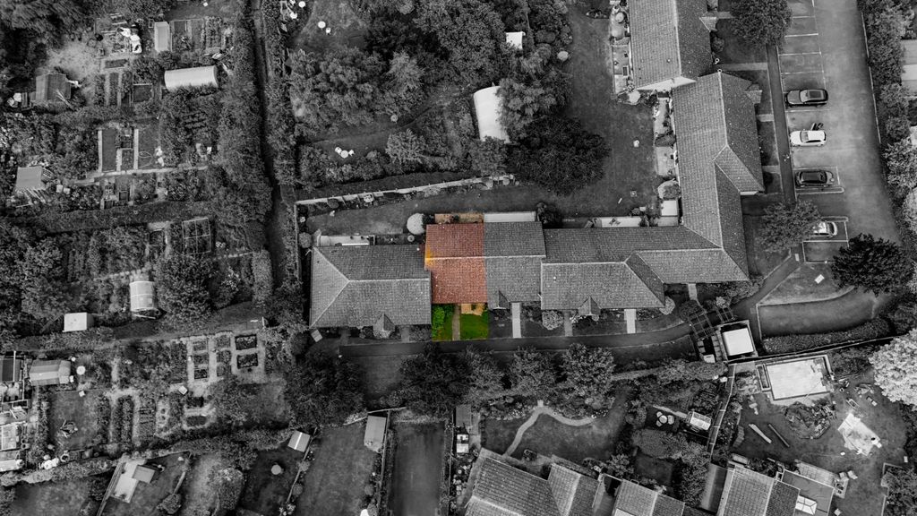 Property photo 2 of 13 Picture No. 02
