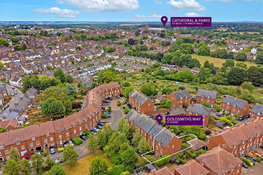 Property photo 2 of 29 42Goldsmithsway-1.Jpg