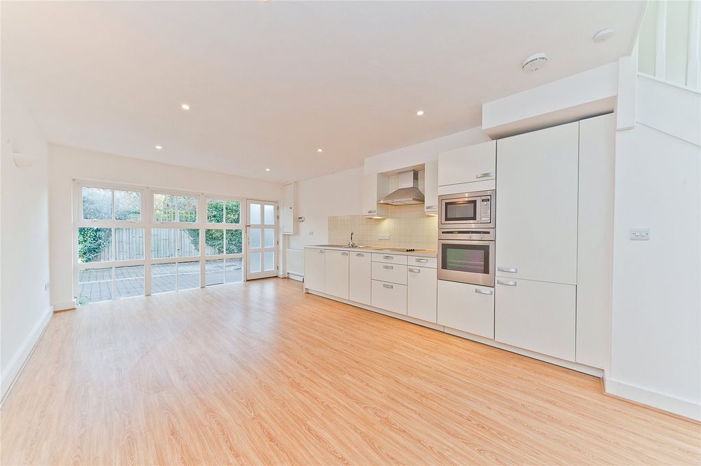 Property photo 2 of 4 Picture No. 02