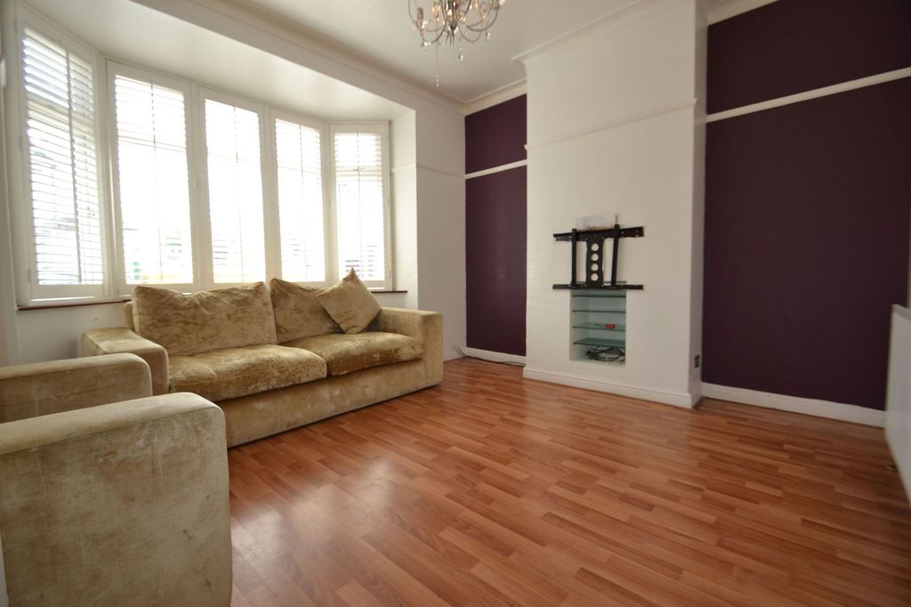 Property photo 1 of 24