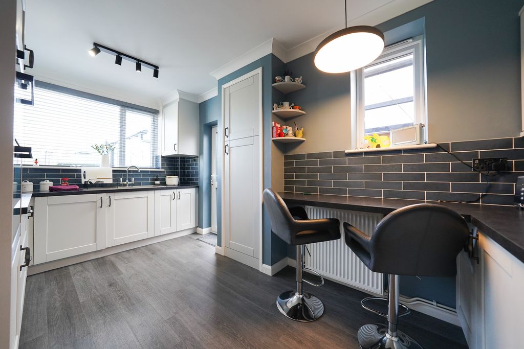 Property photo 3 of 35 Dsc08332