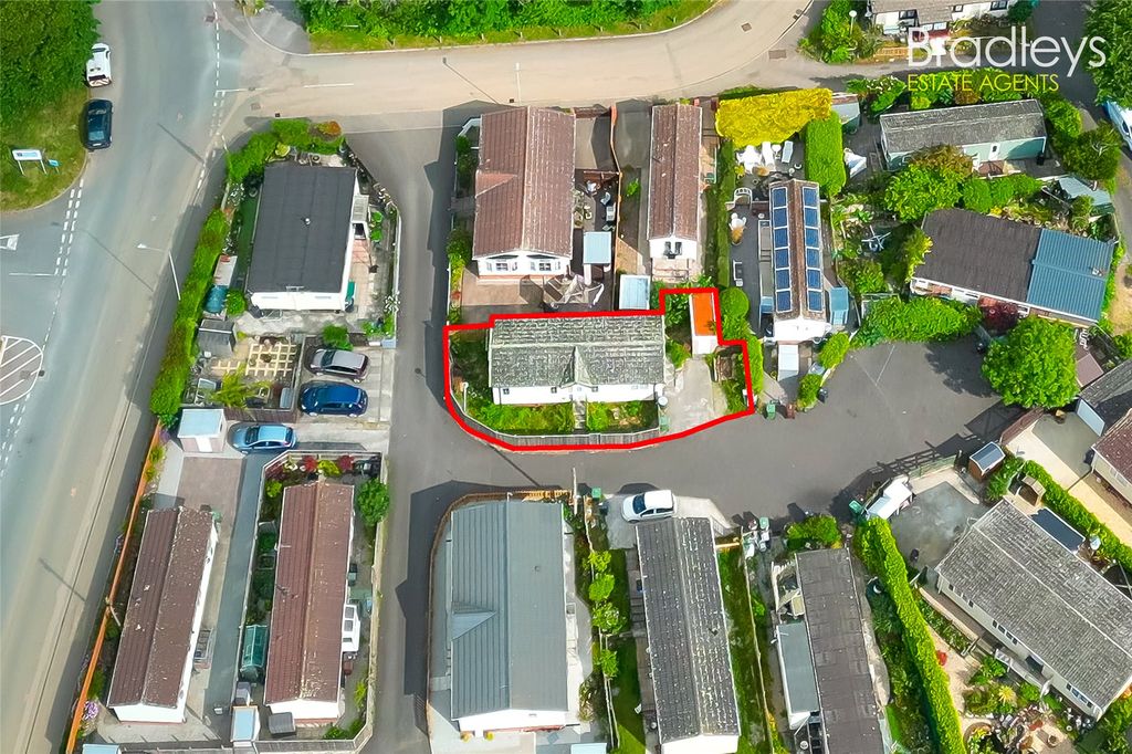 Property photo 2 of 16 Picture No. 04