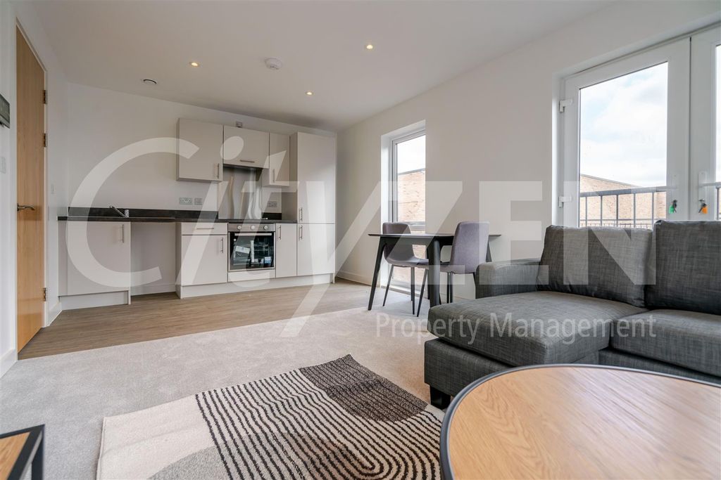 Property photo 1 of 14 Reception