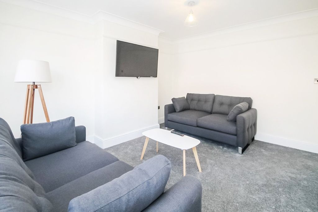 Property photo 3 of 10 Picture No. 03