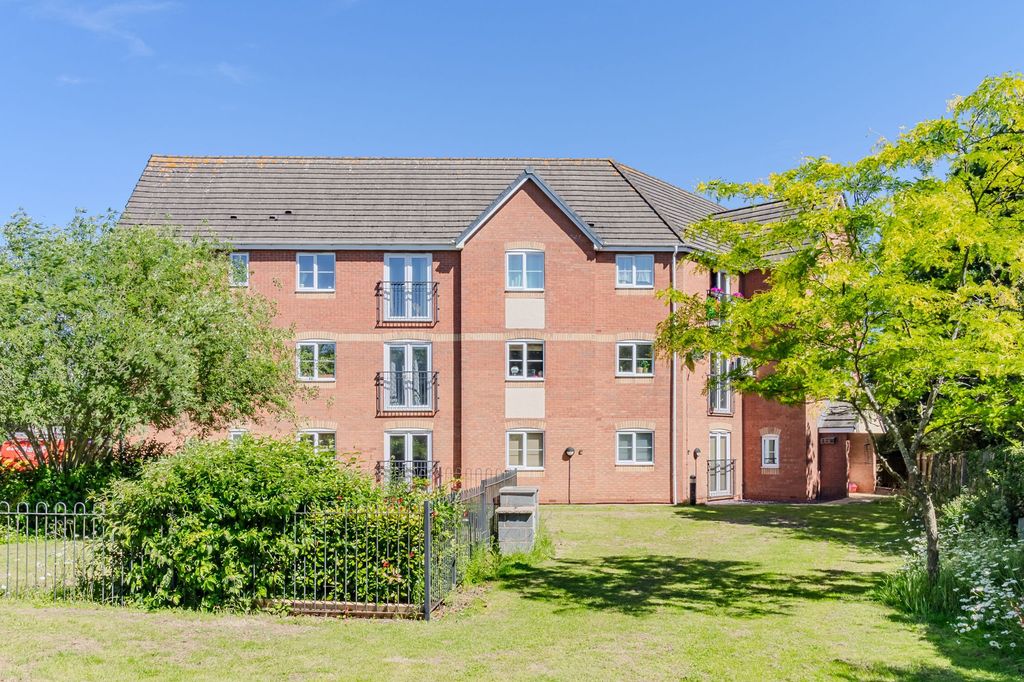 Property photo 1 of 10
