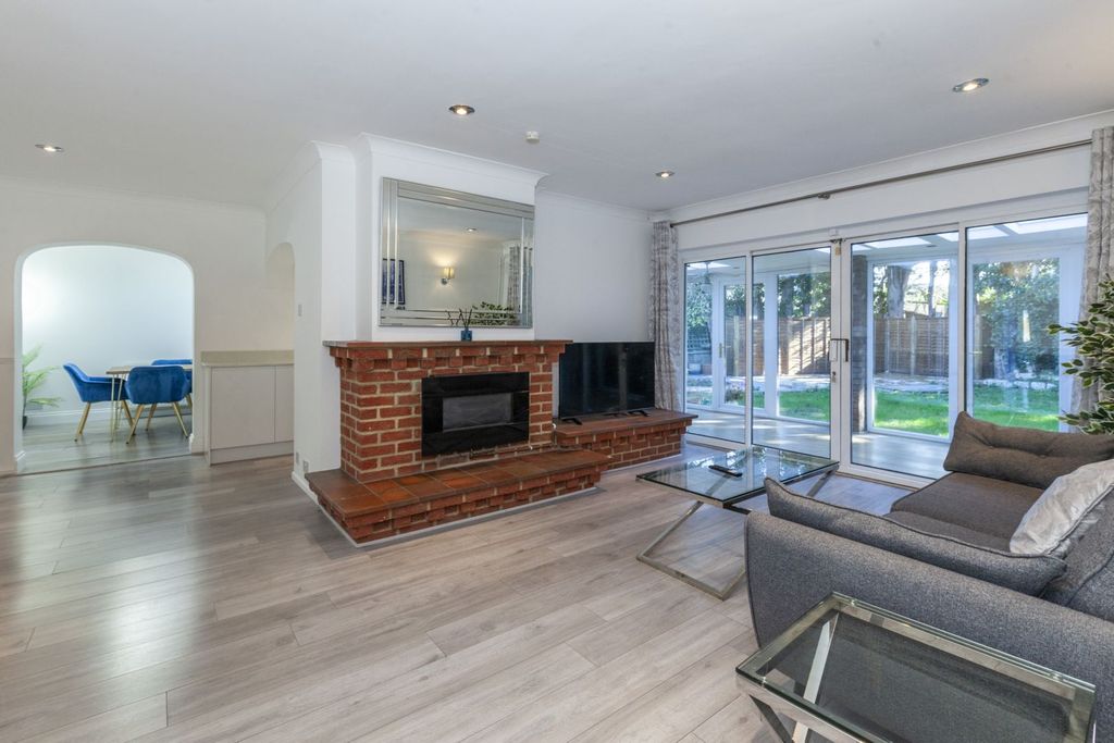 Property photo 3 of 15