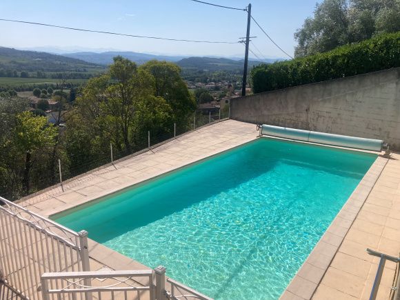 Property photo 2 of 48