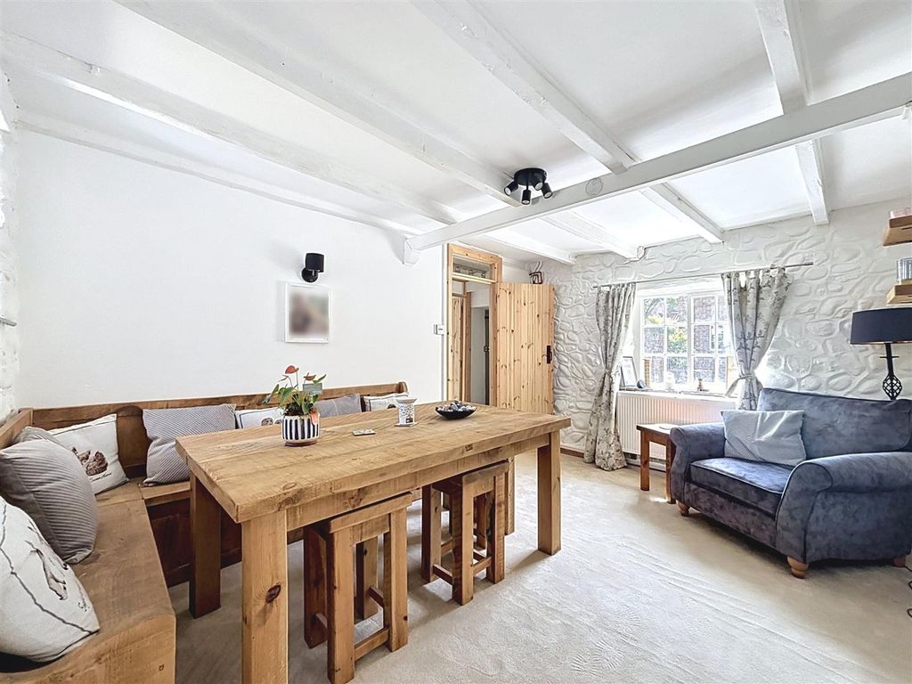 Property photo 3 of 19 Dining Room