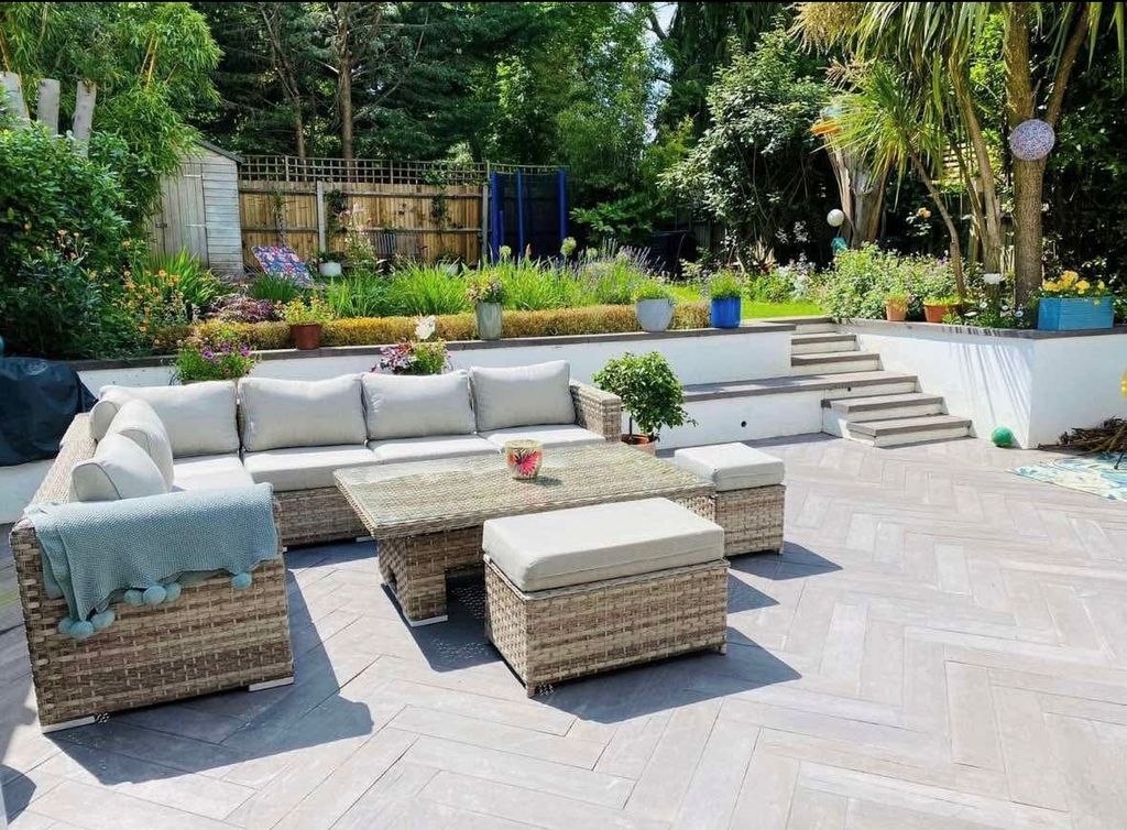 Property photo 3 of 23 Outdoor