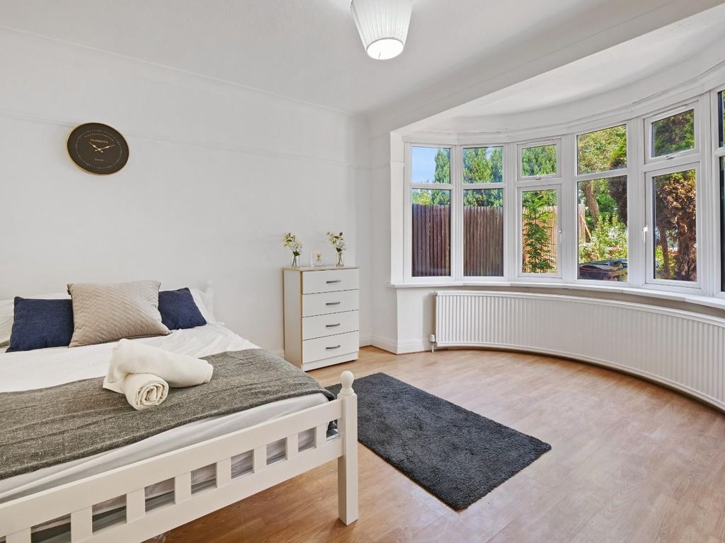 Property photo 2 of 7 Room1.Jpg