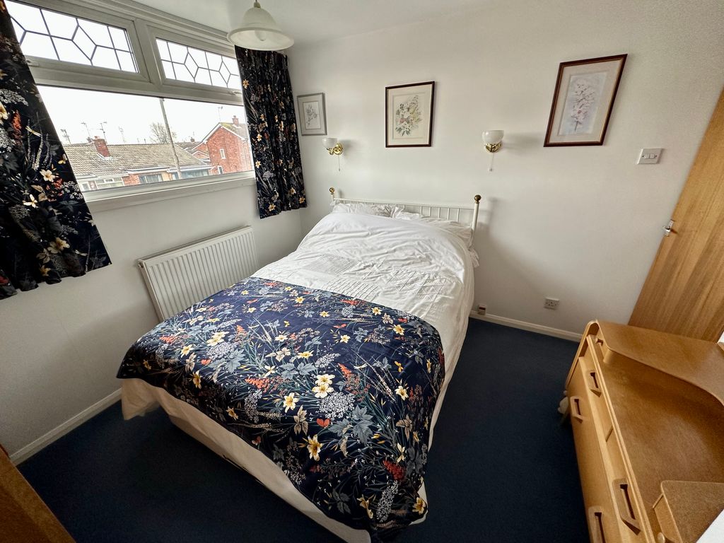 Property photo 3 of 31 Img_5380