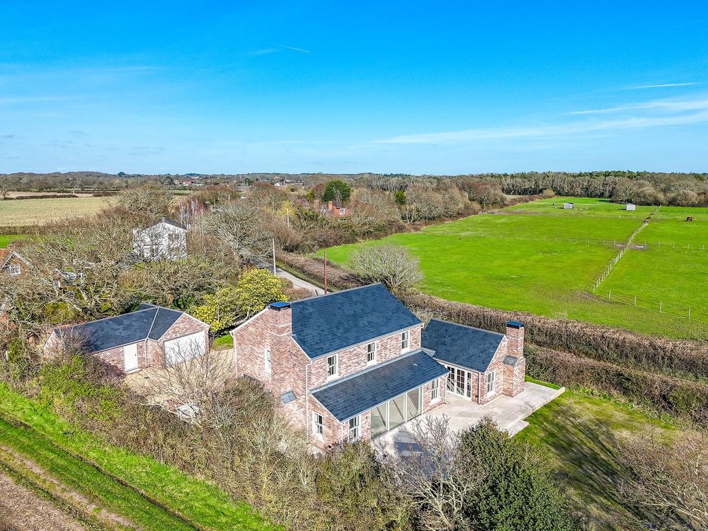 Property photo 3 of 21