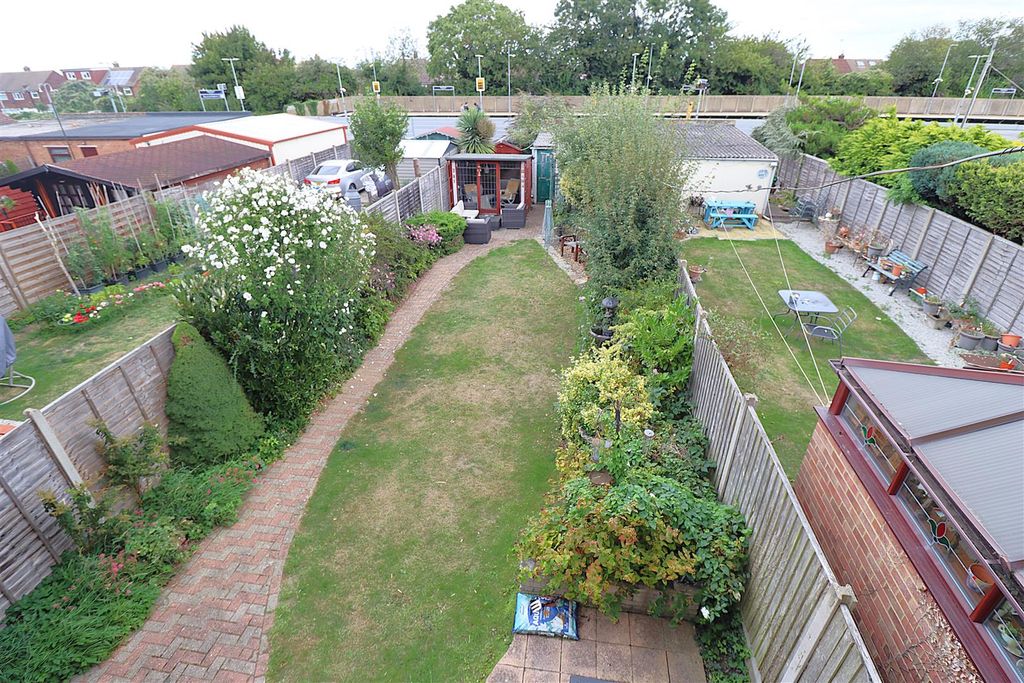 Property photo 2 of 13 Garden 2.Jpg