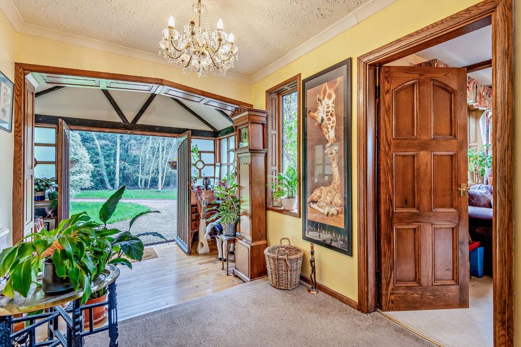 Property photo 3 of 36 Hall