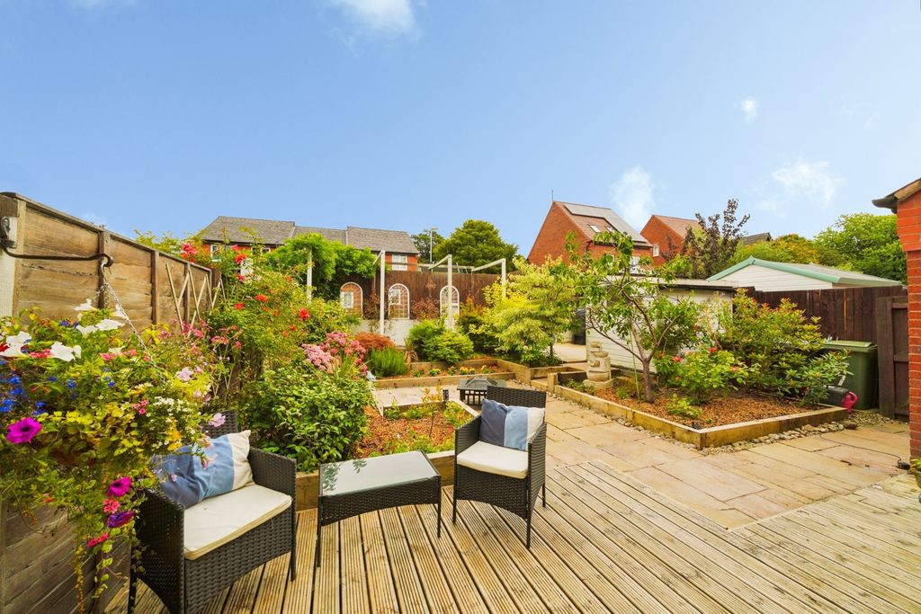 Property photo 2 of 16 Pbox-Img.Jpg