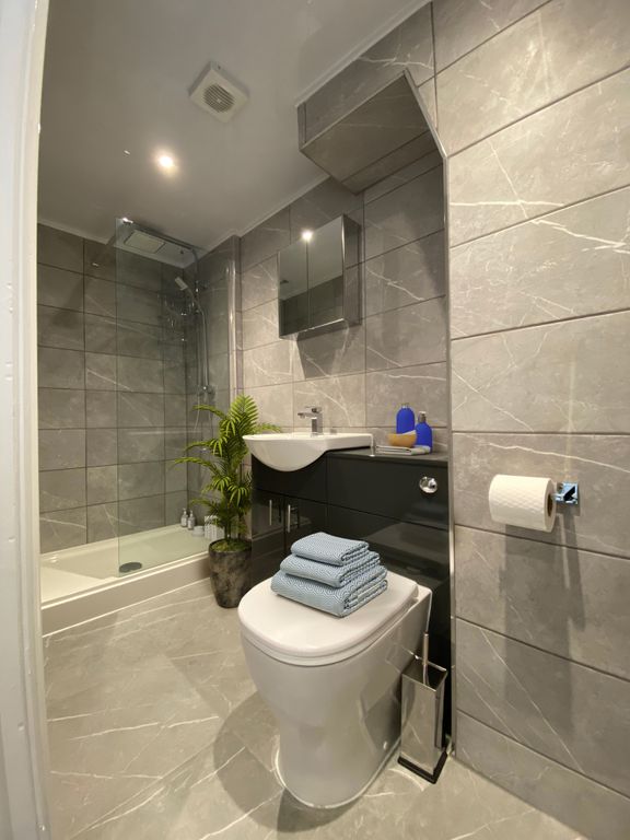 Property photo 3 of 6 Img_4320_6_Original