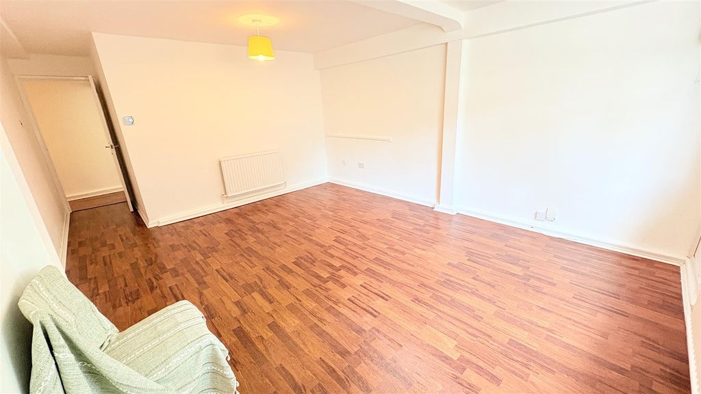 Property photo 2 of 9 Fullsizerender-1.Jpg