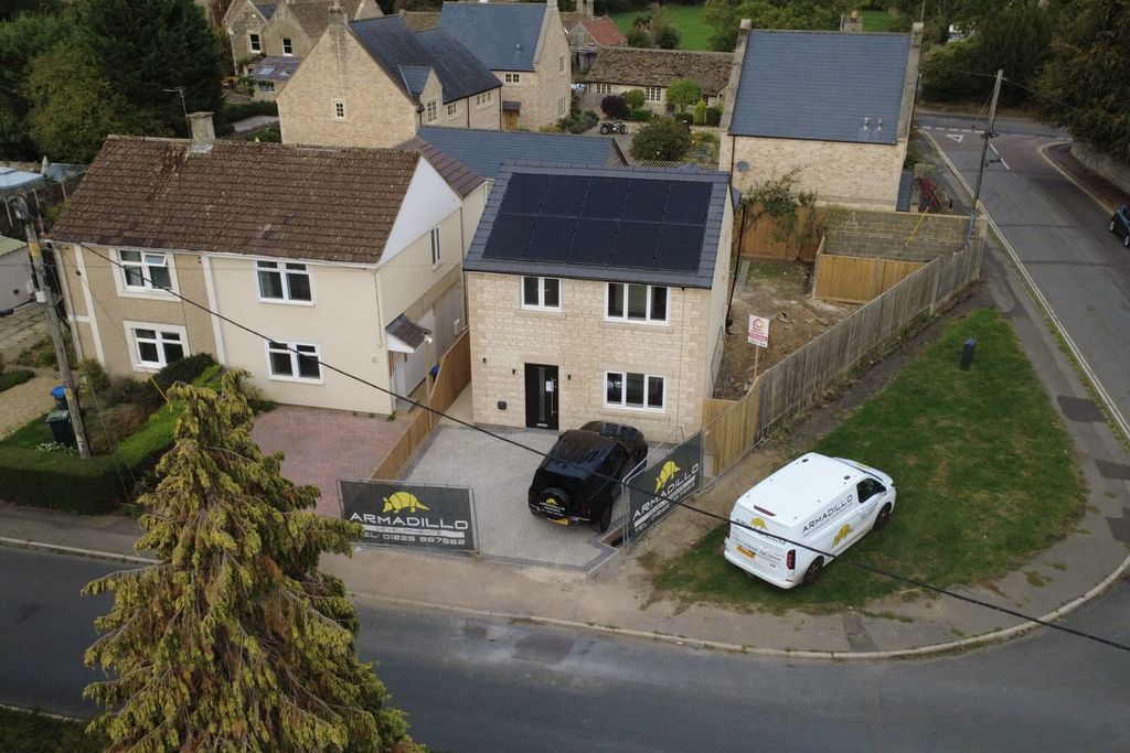Property photo 1 of 49