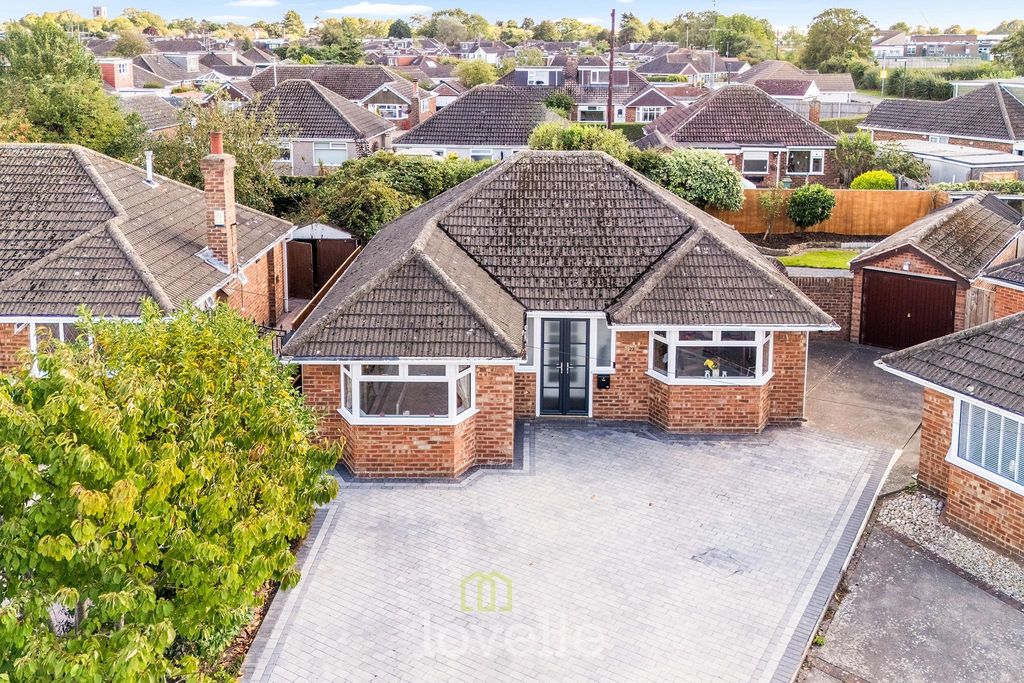 Property photo 1 of 29