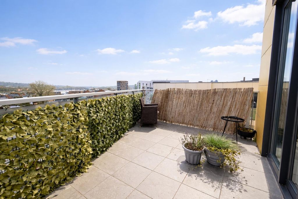 Property photo 1 of 12 2.Png