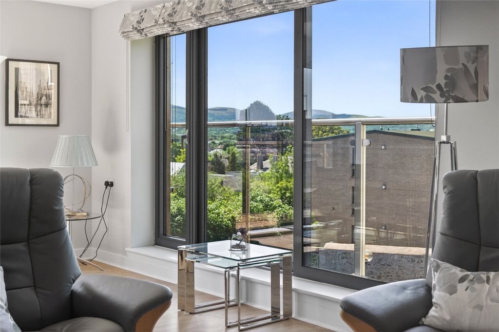 Property photo 3 of 33 18/14 Murrayfield Rd
