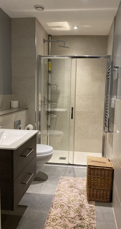 Property photo 3 of 6 Gallery